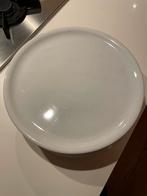 Set van 8 grote witte borden met streepjesmotief - 30cm, Ophalen, Keramiek, Zo goed als nieuw, Bord(en)