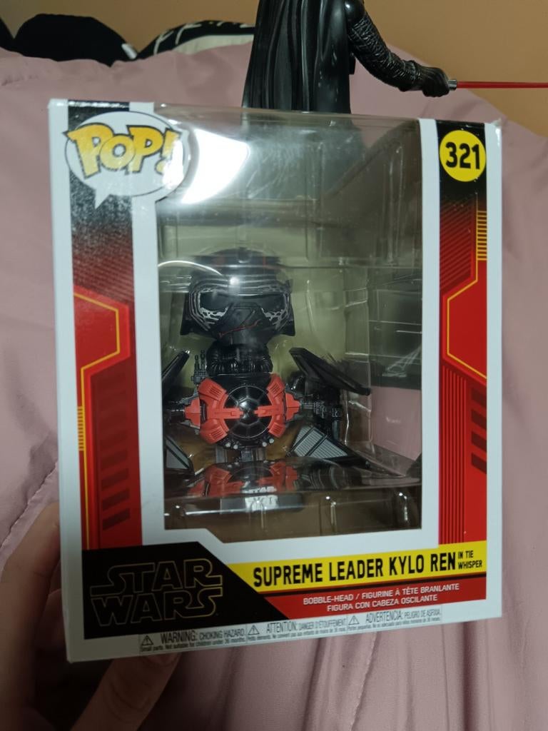 Funko Pop! Star Wars Supreme Leader Kylo Ren met TIE Whisper, Ophalen of Verzenden, Zo goed als nieuw