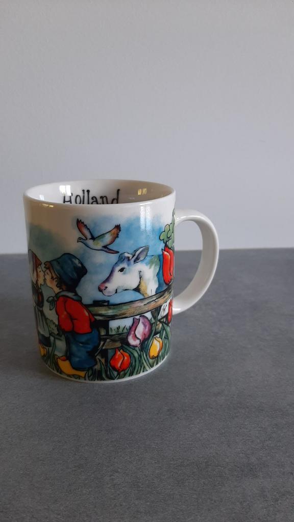 Holland mok nederland blauw wit klomp molen tulp zaans kus, Ophalen of Verzenden, Zo goed als nieuw, Overige stijlen, Kop(pen) en/of Schotel(s)