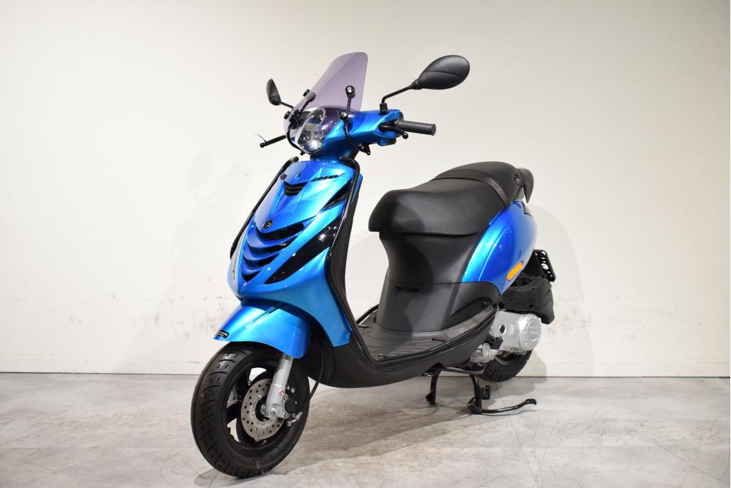 Piaggio Zip SP-Line Candy Ice Blue| SNOR/BROM | NIEUW, Viale Rinaldo Piaggio, 25, 56025 Pontedera PI, ItaliÃƒÂƒÃƒÃ‚Â«, Piaggio & C. SpA