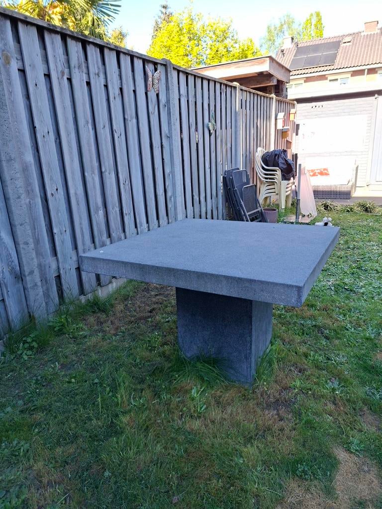Robuuste betonnen tuintafel - Vierkant, Ophalen, Gebruikt, Rechthoekig
