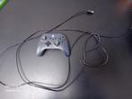 Xbox Controller + Oplader + 2 Batterijen, Spelcomputers en Games, Spelcomputers | Xbox | Accessoires, Ophalen of Verzenden, Gebruikt