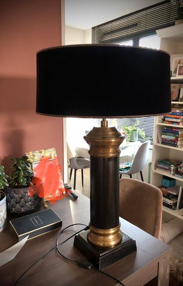 Robuuste schemerlamp /lamp met grote kap ( Eichholtz?) beschikbaar voor biedingen