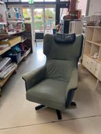 Comfortabele Draaifauteuil, Ophalen, Gebruikt, Stof, 75 tot 100 cm
