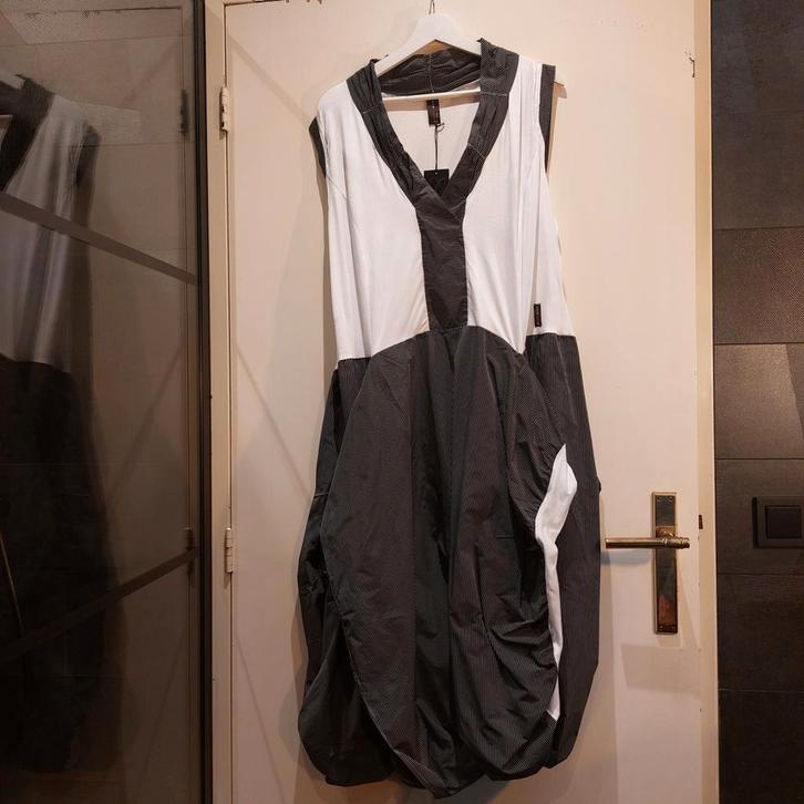 Jurk van het merk Escaladya. Gr.2.  Maat 46/48., Kleding | Dames, Grote Maten, Nieuw, Jurk, Blauw, Verzenden