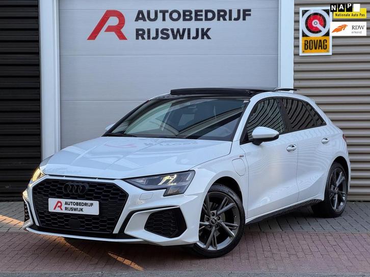 Audi A3 Sportback 45 TFSI e S edition Competition Pano/Sfeer, Auto's, Audi, Bedrijf, Te koop, A3, ABS, Achteruitrijcamera, Adaptive Cruise Control