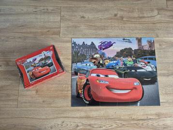 Disney Cars Floor Puzzle 	61x51cm	24 stuks beschikbaar voor biedingen