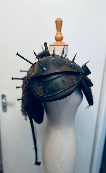 Custom Schouderstuk – Mad Max / Wasteland / Burning Man  beschikbaar voor biedingen
