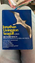Jonathan livingston seagull a story richard bach russellmuns, Boeken, Advies, Hulp en Training, Zo goed als nieuw, Ophalen