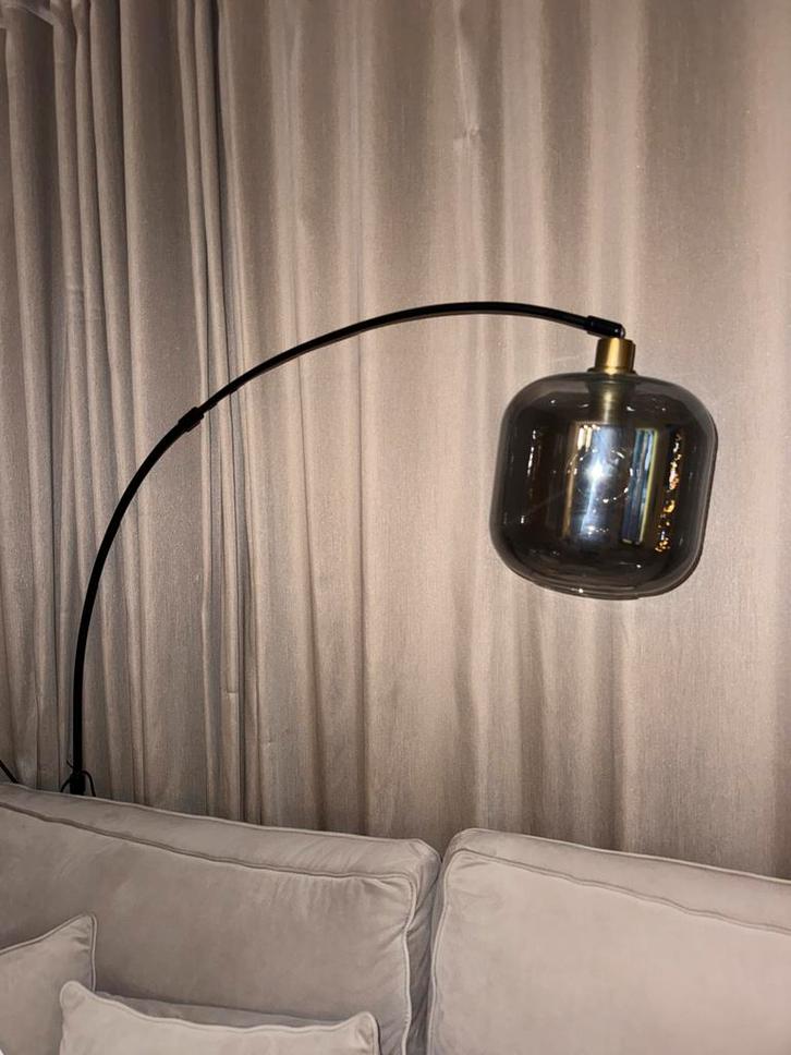 Mooie Smoke Glass Hoeklamp/booglamp, Huis en Inrichting, Lampen | Vloerlampen, Zo goed als nieuw, 150 tot 200 cm, Glas, Ophalen