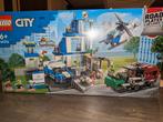 LEGO City 60316 Politiebureau - Compleet met Boekje & Doos, Ophalen of Verzenden, Zo goed als nieuw, Complete set, Lego