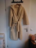 Handgemaakte Schapenwollen Ochtendjas, Kleding | Dames, Huispakken, Handgemaakt, Ophalen of Verzenden, Nieuw, Beige