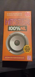 HITSTER 100%NL, Hobby en Vrije tijd, Gezelschapsspellen | Kaartspellen, Ophalen of Verzenden, Nieuw