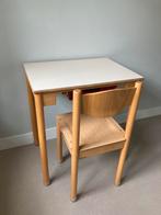 Bureau met stoel, Kinderen en Baby's, Kinderkamer | Tafels en Stoelen, Ophalen, Gebruikt, Tafel(s) en Stoel(en)