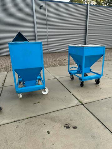 Veevoeder silo zand silo container beschikbaar voor biedingen