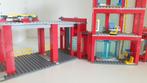 Lego City Brandweerkazerne 60110 Zeer grote set, Ophalen of Verzenden, Zo goed als nieuw, Complete set, Lego