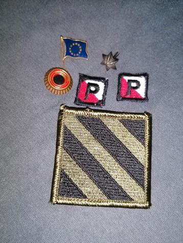 Setje militaire emblemen speldje EU korkade sterretje  beschikbaar voor biedingen