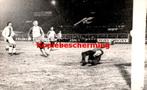 Ajax - Carl Zeis Jena 11-3-70 Johan Cruijff scoort !!, Verzamelen, Verzenden, Gebruikt, Ajax, Overige typen