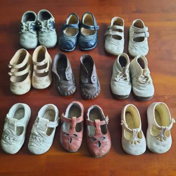 Vintage Baby Schoentjes Collectie ceramiek  beschikbaar voor biedingen