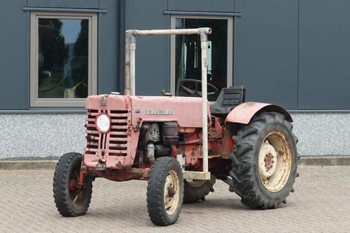 Mc Cormick D-439 2wd / Smalspoortrekker, Zakelijke goederen, Agrarisch | Tractoren, McCormick, Gebruikt