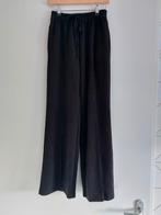 Zwarte broek LOT. Maat S/M, Maat 38/40 (M), LOT., Zwart, Ophalen of Verzenden