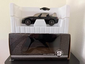 Mazda MX-5 ND Roadster zwart 1:18 met cabrio dakje. beschikbaar voor biedingen