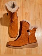 Skechers Bruin Suède Laarzen Maat 40 - Zo goed als nieuw, Skechers, Bruin, Verzenden, Lage of Enkellaarzen