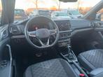 Volkswagen T-Cross 1.0 TSI R-Line IQ-Light (bj 2024), Auto's, Automaat, T-Cross, Gebruikt, Wit