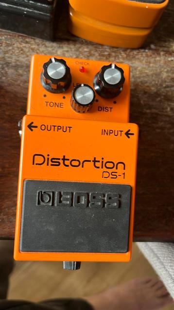 Boss DS1 distortion beschikbaar voor biedingen