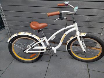 Hele mooie meisjes fiets te koop

 beschikbaar voor biedingen
