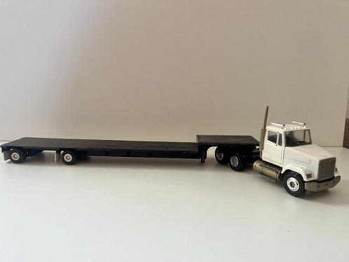 International met zwarte trailer van Conrad, Hobby en Vrije tijd, Modelauto's | 1:50, Gebruikt, Bus of Vrachtwagen, Conrad, Ophalen of Verzenden