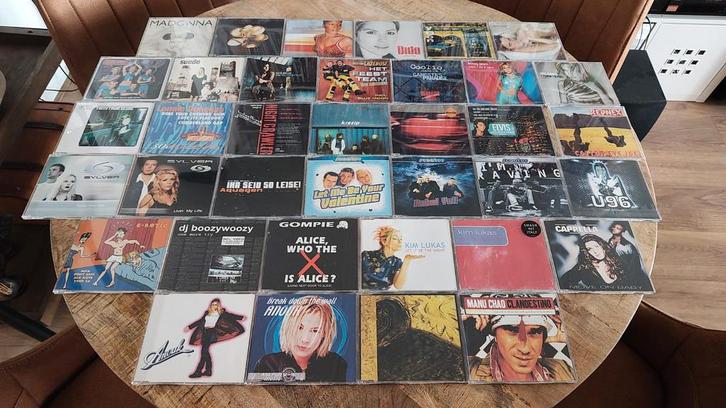 37 maxi cd singles €2 per stuk, Cd's en Dvd's, Cd Singles, Zo goed als nieuw, Pop, Ophalen of Verzenden