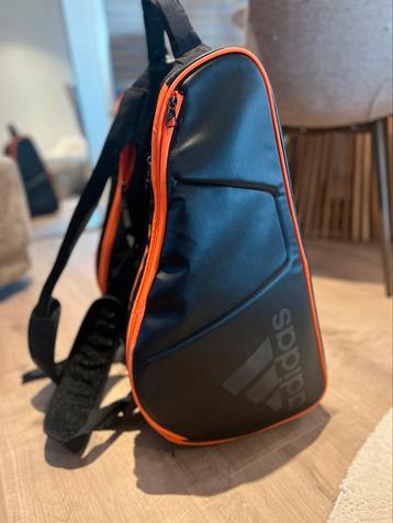 Adidas Padel rugtas beschikbaar voor biedingen