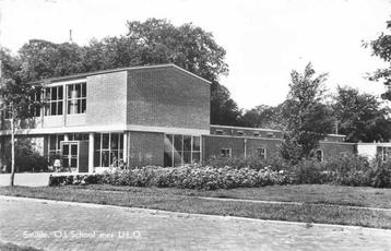 (300-298-025) Smilde School beschikbaar voor biedingen