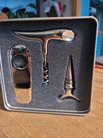 Wijnset - Kurkentrekker, Schenktuit & Flessenstop, Ophalen of Verzenden, Zo goed als nieuw