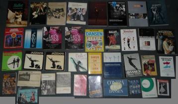 43 boeken over dansen – dancing - ballet beschikbaar voor biedingen