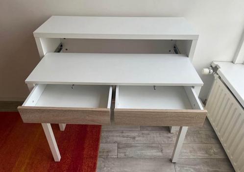 Work desk for smaller spaces, Huis en Inrichting, Tafels | Kaptafels, Zo goed als nieuw, Minder dan 100 cm, 50 tot 100 cm, Hout