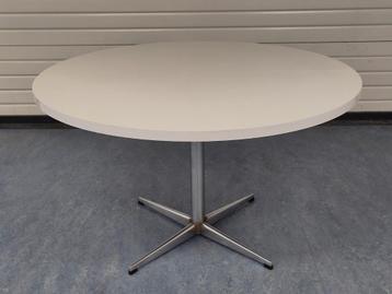 Vintage Pastoe ronde houten eettafel tafel wit hout rond beschikbaar voor biedingen