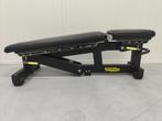 Technogym Pure Strength Verstelbaar Bankje - Nieuw Bekleed, Sport en Fitness, Fitnessmaterialen, Ophalen, Benen, Technogym, -