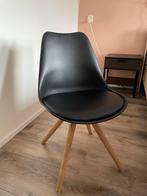 4 Zwarte eetkamerstoelen - Kunststof/Hout, Gebruikt, Zwart, Vier, Ophalen