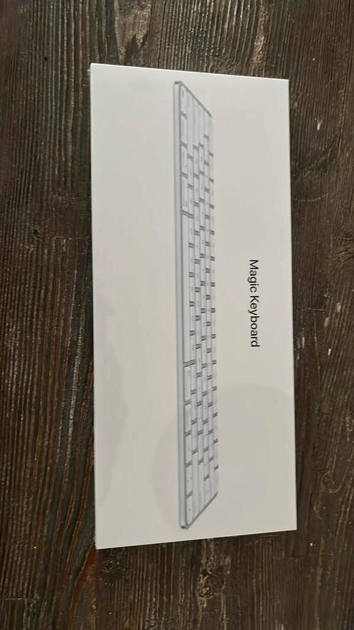 NEW Apple keyboard with USB-C to Lightning Cable, Computers en Software, Toetsenborden, Nieuw, Ophalen of Verzenden