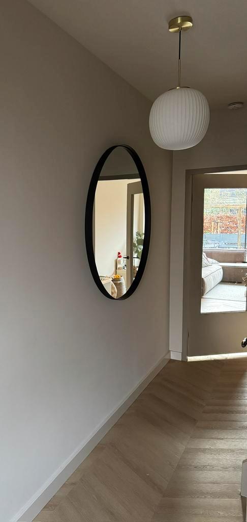 Woood Doutzen Spiegel - Zwart - Ø 115 cm, Huis en Inrichting, Woonaccessoires | Spiegels, Zo goed als nieuw, 100 tot 125 cm, 100 tot 150 cm