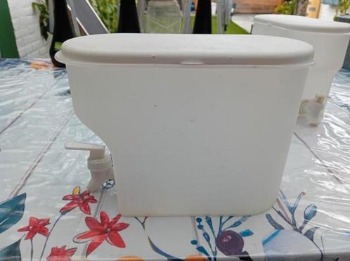 Waterkan met tapkraan - 2.5 liter, Huis en Inrichting, Keuken | Tupperware, Gebruikt, Beker of Kan, Wit, Ophalen of Verzenden