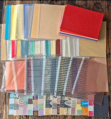 Scrapbooking Papier, Mappen en meer! beschikbaar voor biedingen