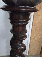 Antieke plantenstandaard met gedraaide zuil, Ophalen, Gebruikt