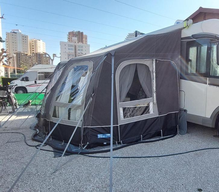 All season voortent Kampa met toebehoren, Caravans en Kamperen, Tenten, Zo goed als nieuw, Ophalen