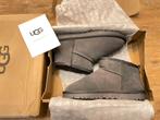 Mini Uggs, Nieuw, Ophalen of Verzenden