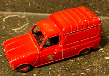 Solido Renault 4 Fourgonnette - Rode Bestelwagen beschikbaar voor biedingen