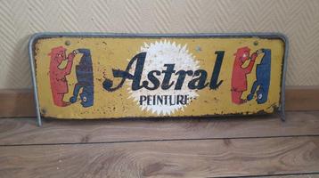 Astral peinture reclame bord uit de jaren 50/60 beschikbaar voor biedingen
