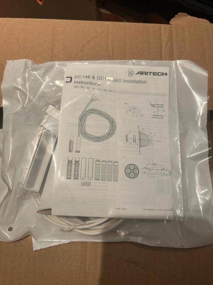 14x Aritech 148R4.7 opbouw magneetcontact, Doe-het-zelf en Verbouw, Elektra en Kabels, Ophalen of Verzenden
